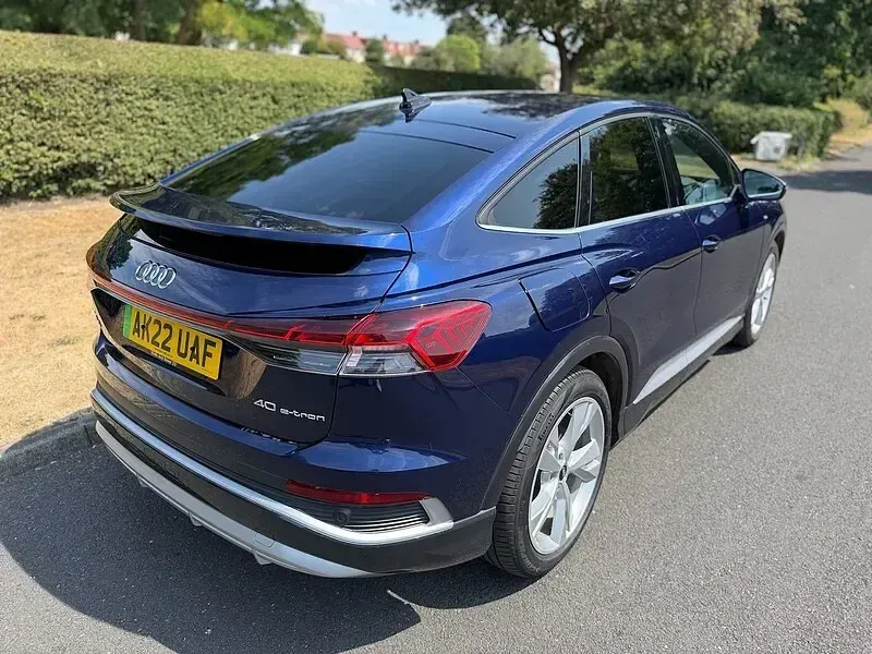 Used Audi Q4 e-tron S-Line 150 kW (204 HP) 2022 Blue SUV