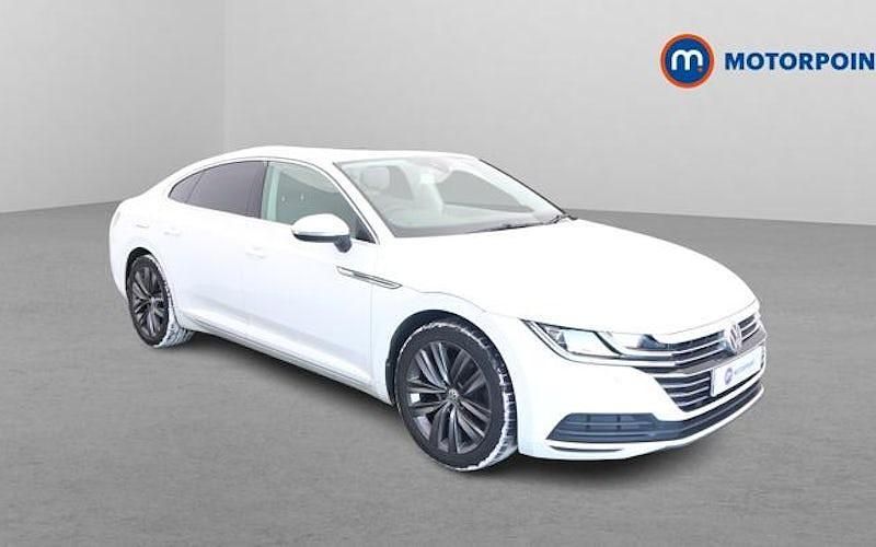 Used VW Arteon SE 190 HP (139 kW) 2019 White Hatchback