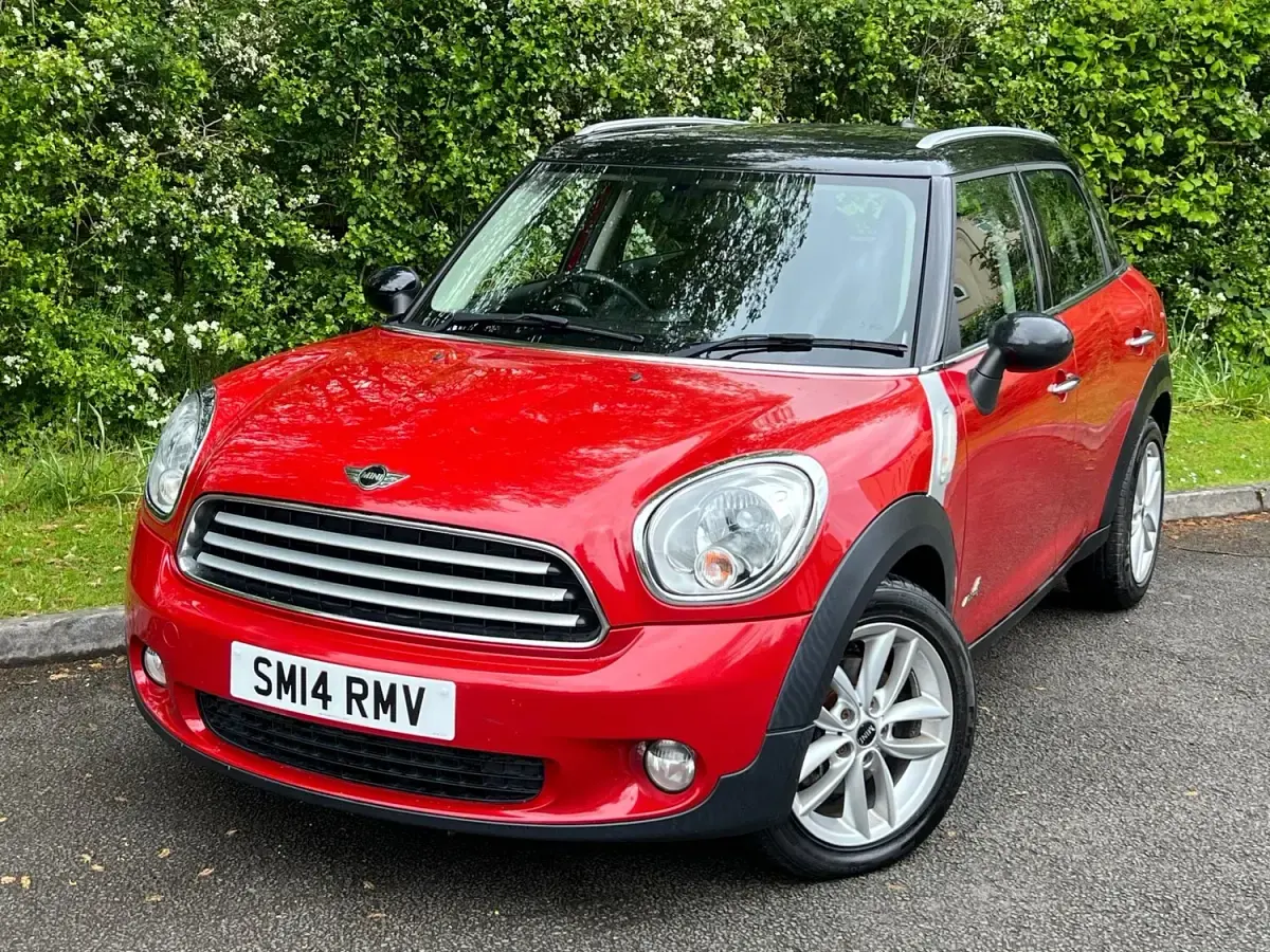 Used Mini Cooper D 110 HP (80 kW) 2014 Red Hatchback