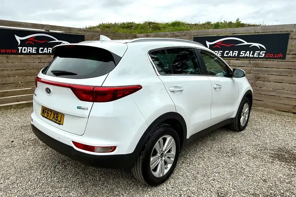 Begagnad Kia Sportage 130 HK (95 kW) 2017 Vit SUV