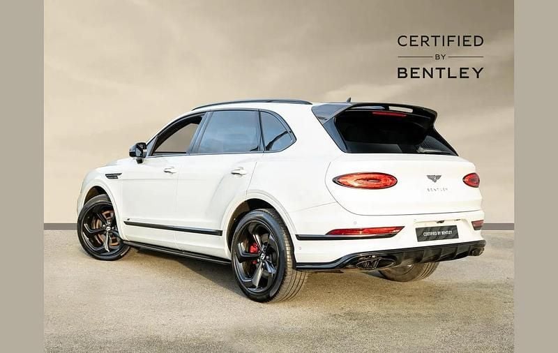 Used Bentley Bentayga 541 HP (397 kW) 2022 Grey SUV