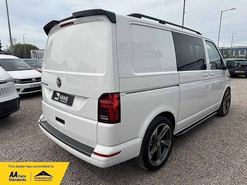 Used VW Transporter Highline 204 HP (150 kW) 2023 White Van