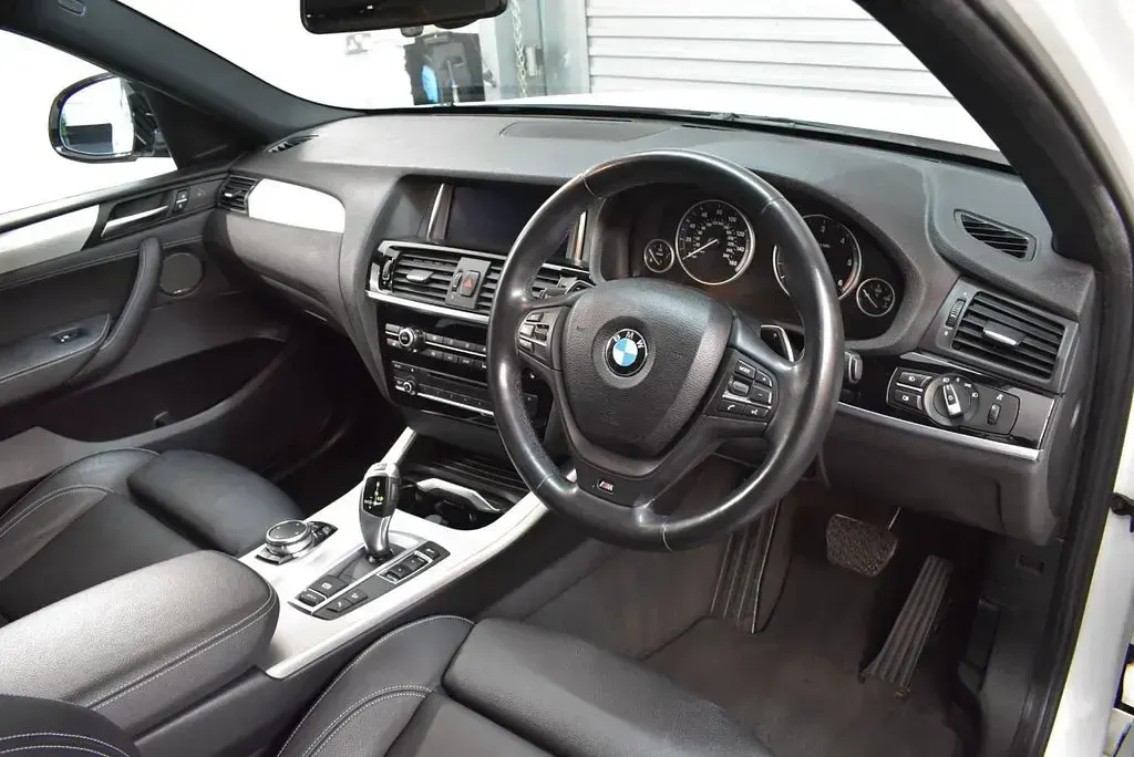 Used BMW X4 M Sport 190 HP (139 kW) 2015 White SUV