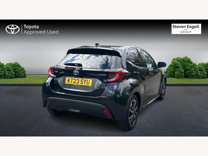 Used Toyota Yaris Hybrid Design 2023 Black Hatchback