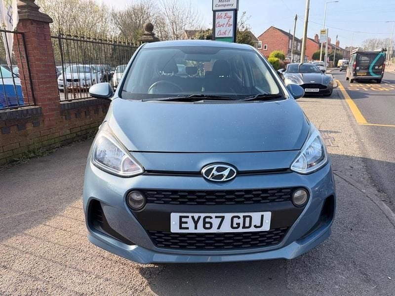 Used Hyundai i10 SE 87 HP (63 kW) 2017 Blue Hatchback