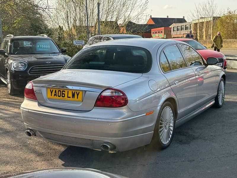 Used Jaguar S-Type S 207 HP (152 kW) 2006 Silver Sedan