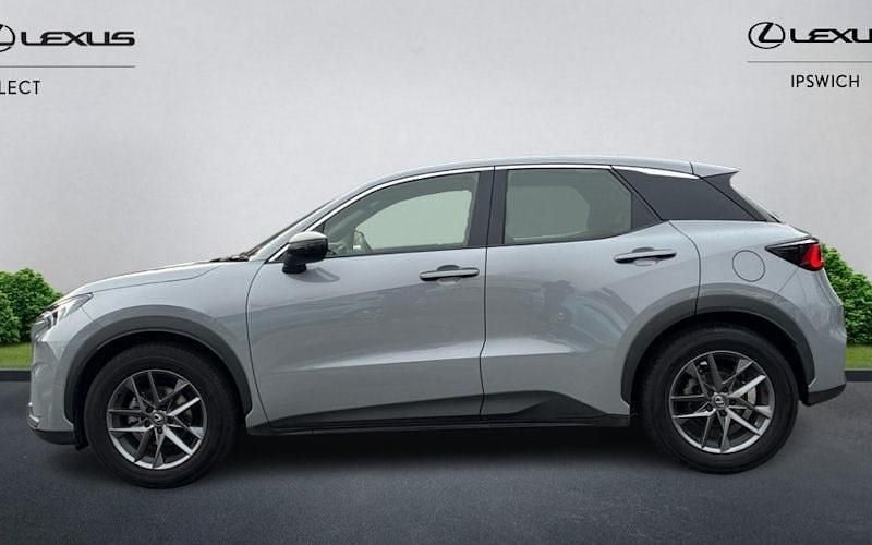 Used Lexus LBX 136 HP (100 kW) 2025 SUV