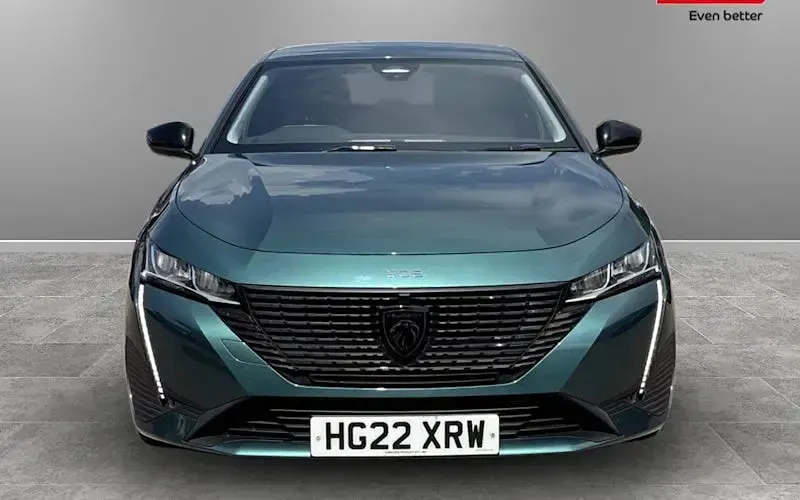Used Peugeot 308 SW Allure Premium 131 HP (96 kW) 2023 Estate