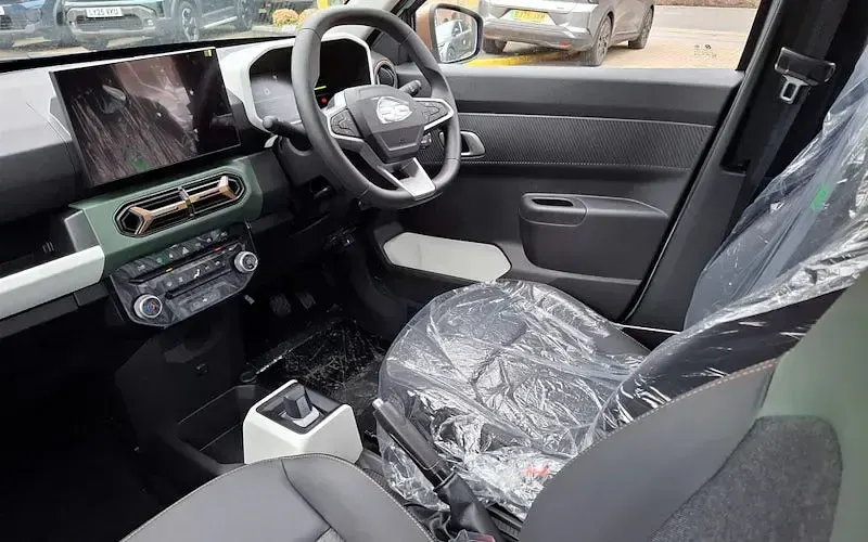 New Dacia Spring Extreme 75 kW (102 HP) 2026 Hatchback