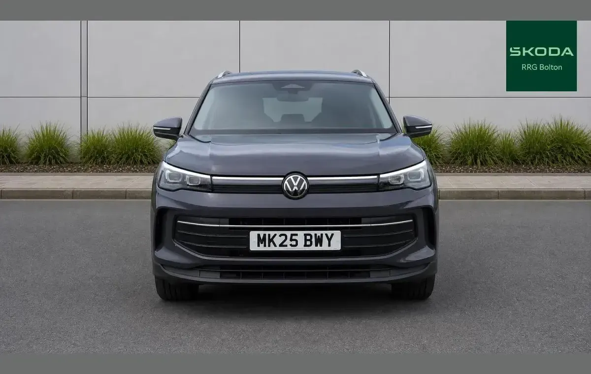 Used VW Tiguan Match 147 HP (108 kW) 2025 Grey SUV