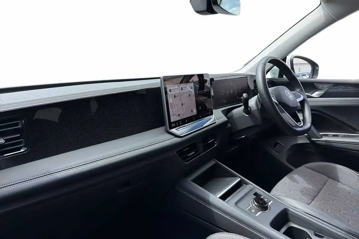 Used VW Tiguan Match 204 HP (150 kW) 2024 White SUV