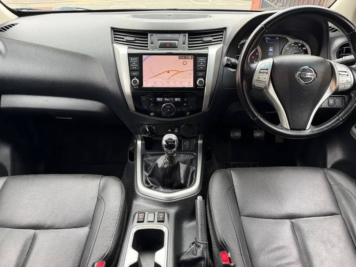 Used Nissan Navara Tekna 190 HP (139 kW) 2020 Blue Pickup
