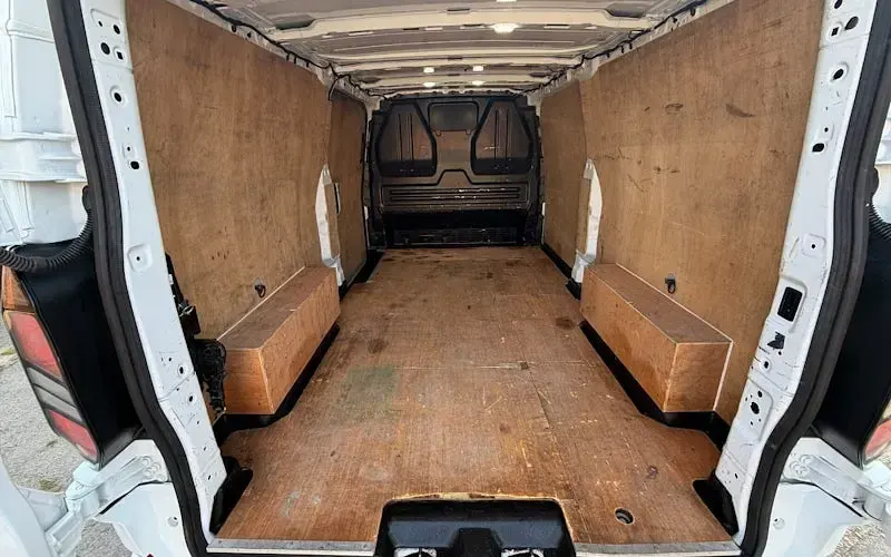 Used Ford Transit Custom Limited 170 HP (125 kW) 2024 White Van