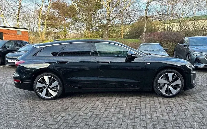 Used Audi A6 e-tron S-Line 314 kW (428 HP) 2025 Black Estate
