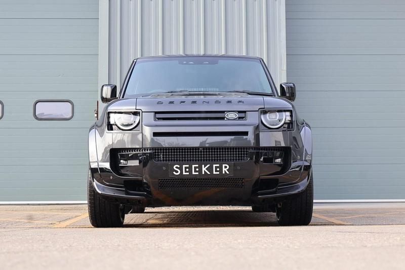 New Land Rover Defender HSE 2026 Grey SUV