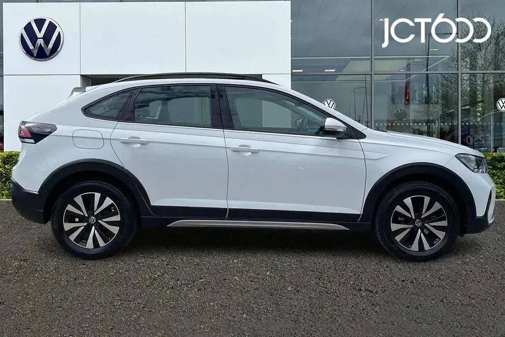 Used VW Taigo Life 95 HP (69 kW) 2023 White SUV