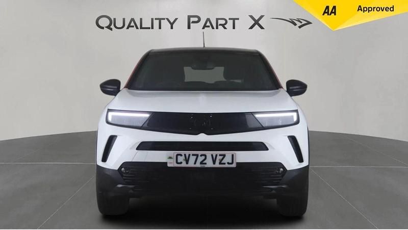 Used Vauxhall Mokka GS Line 130 HP (95 kW) 2022 White SUV
