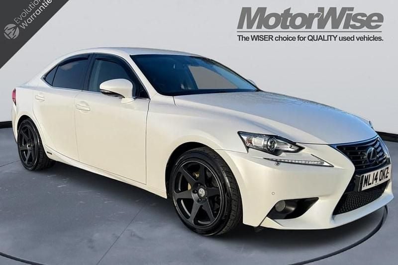 Used Lexus IS300h Luxury Line 2014 White Sedan