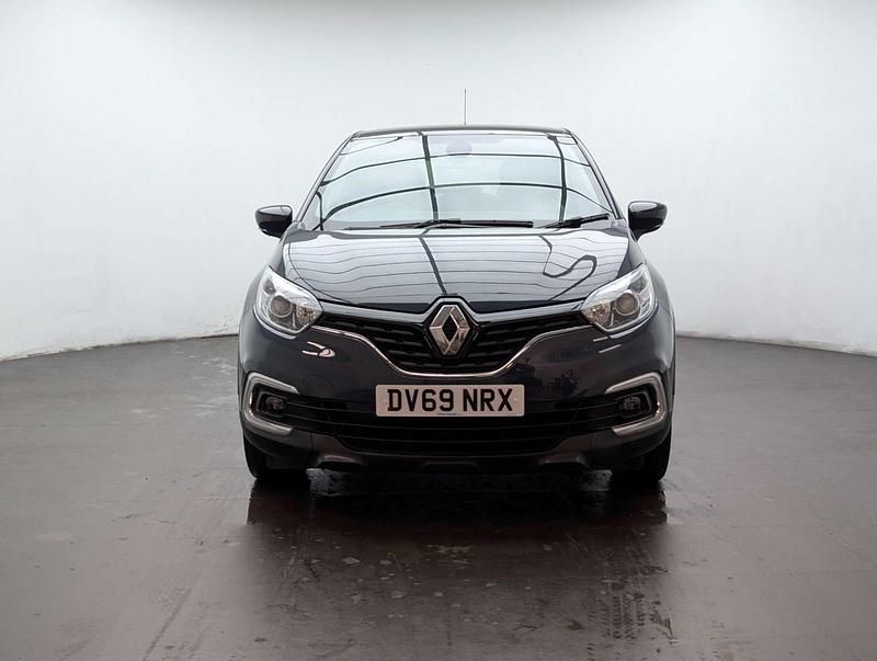 Used Renault Captur Iconic 90 HP (66 kW) 2019 Blue/black SUV