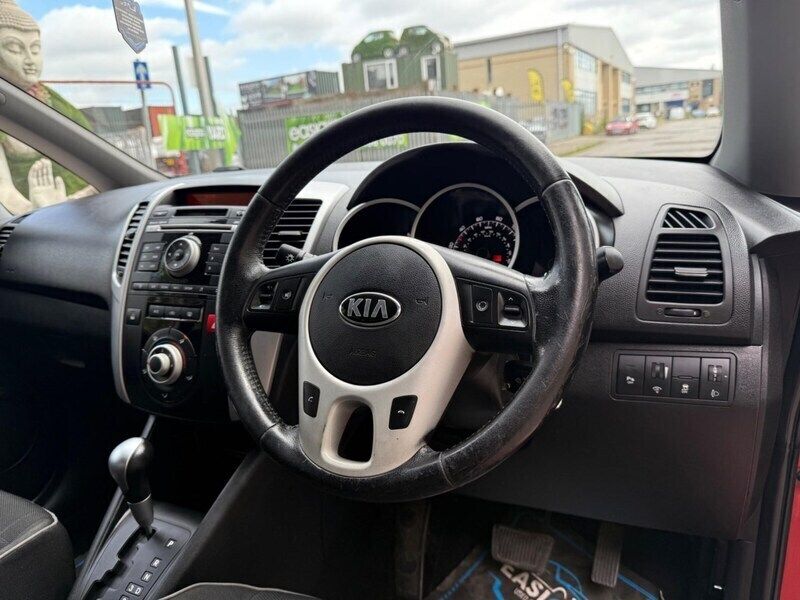 Image 2/4
