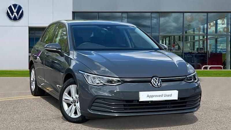 Used VW Golf VIII Life 150 HP (110 kW) 2023 Grey