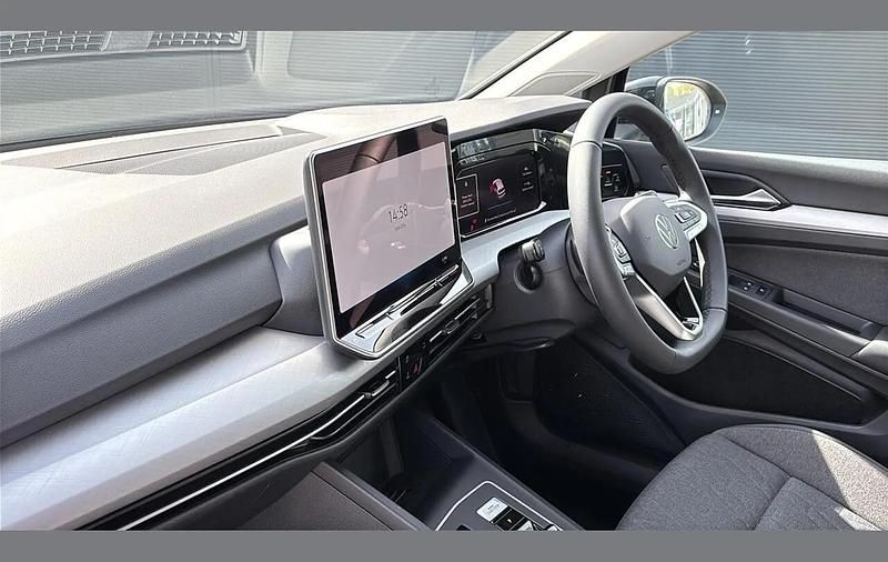 New VW Golf VIII Match 147 HP (108 kW) 2025 Black Hatchback