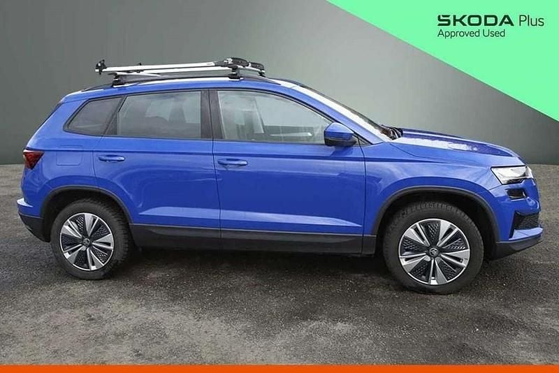 Gebraucht Skoda Karoq SE Drive 113 PS (83 kW) 2023 Blau SUV