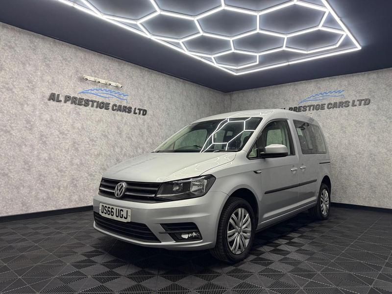Silver Used 2016 VW Caddy Maxi Life Life MPV | £9,699 - Image 1/4