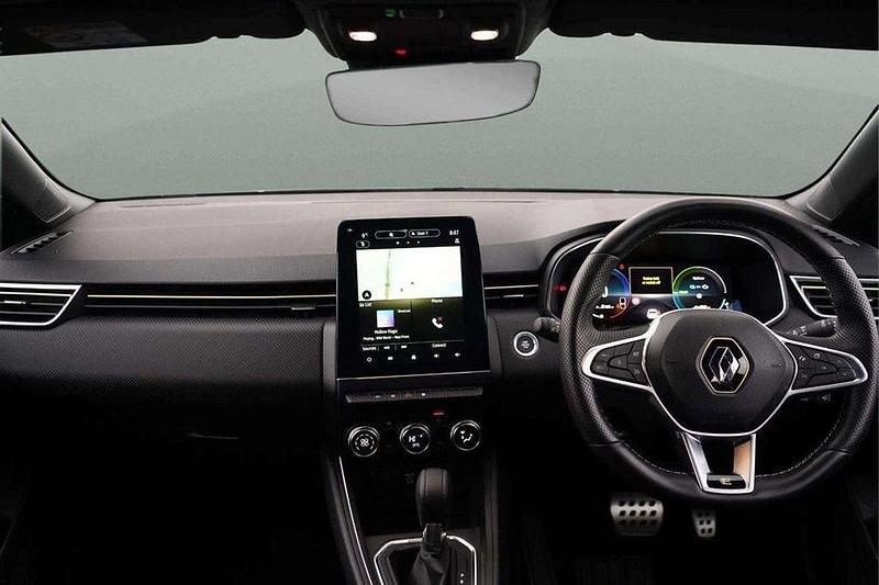 Used Renault Clio V Engineered 145 HP (106 kW) 2023 Grey Hatchback