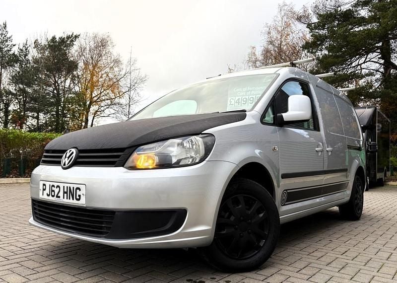 Silver Used 2012 VW Caddy Maxi Trendline MPV | £4,995 (Fair price) - Image 1/4