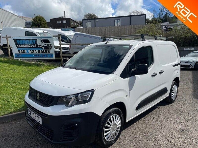 White Used 2020 Peugeot Partner MPV | £6,995 (Fair price) - Image 1/4