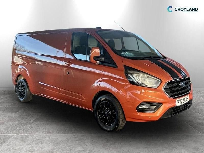 Used Ford Transit Custom Limited 185 HP (136 kW) 2022 Orange Van