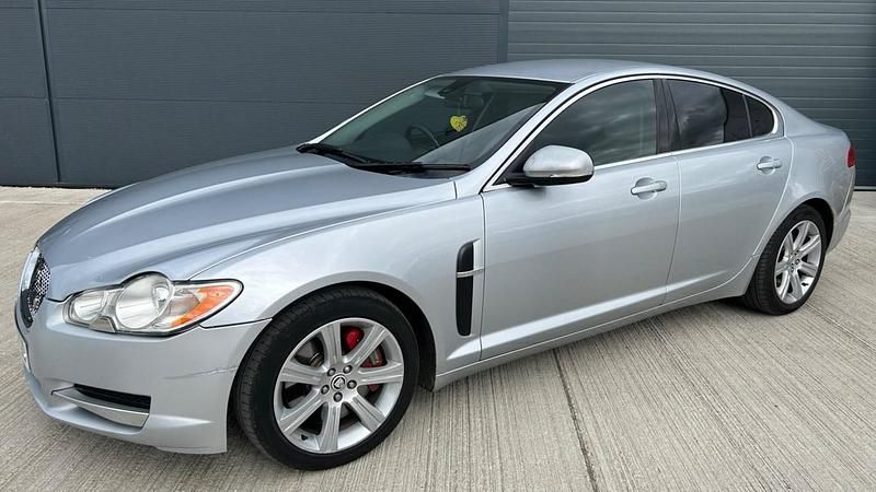 Used Jaguar XF Luxury 2010 Silver Sedan