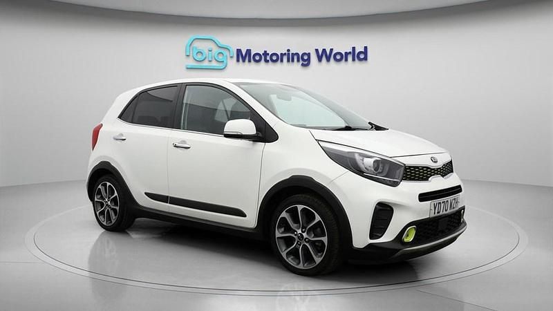 Used Kia Picanto X-Line 83 HP (61 kW) 2020 White Hatchback