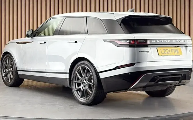 Used Land Rover Range Rover Velar HSE Dynamic 204 HP (150 kW) 2021 Silver SUV