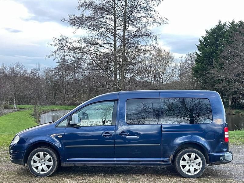 Used VW Caddy Maxi Life Life 2009 Blue MPV