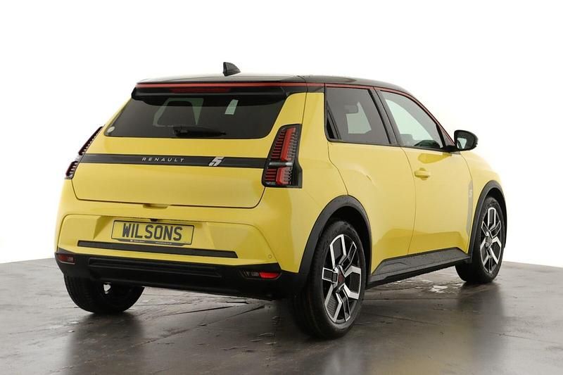 New Renault R5 Komfort 110 kW (150 HP) 2026 Hatchback