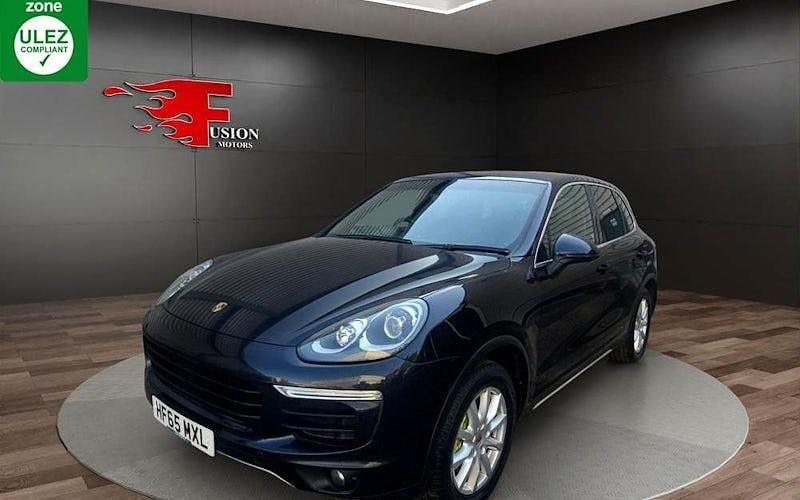 Used 2018 Porsche Cayenne S E-Hybrid SUV | £13,500 (Fair price) - Image 1/4
