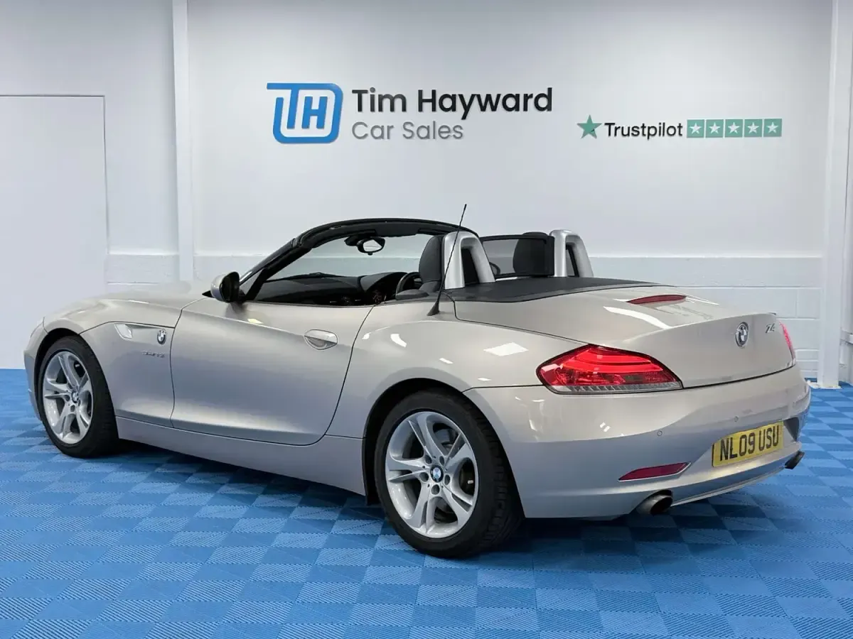 Used BMW Z4 Sport Line 300 HP (220 kW) 2009 Silver Cabriolet