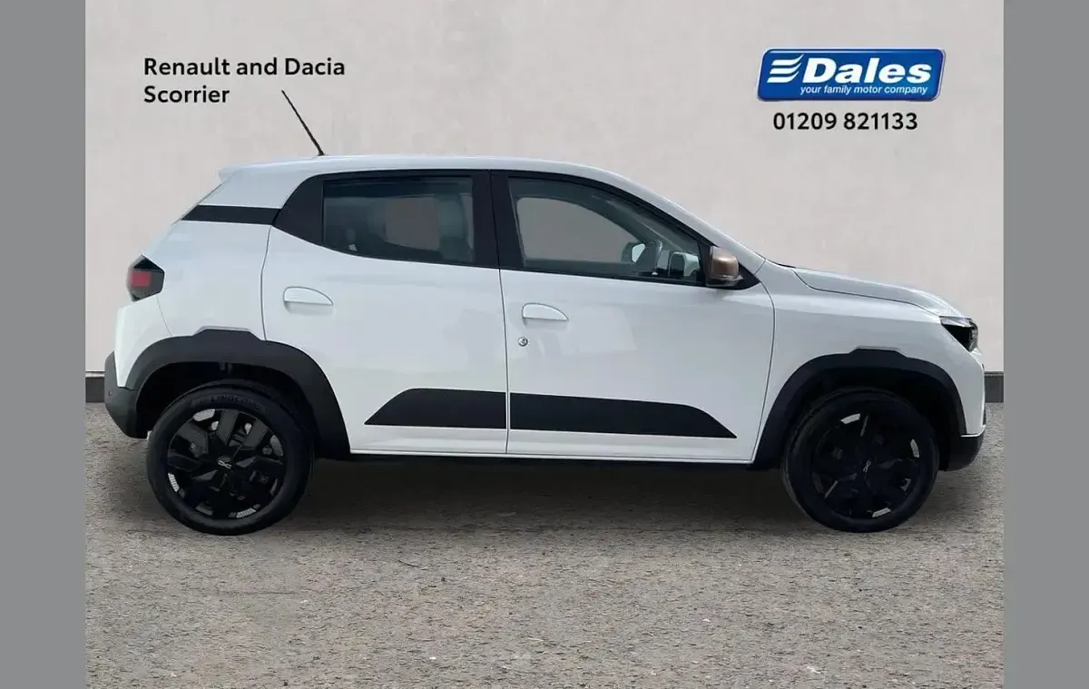 Used Dacia Spring Extreme 47 kW (65 HP) 2025 White Hatchback