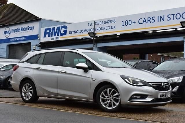 Used Vauxhall Astra S 110 HP (80 kW) 2019 Silver Estate
