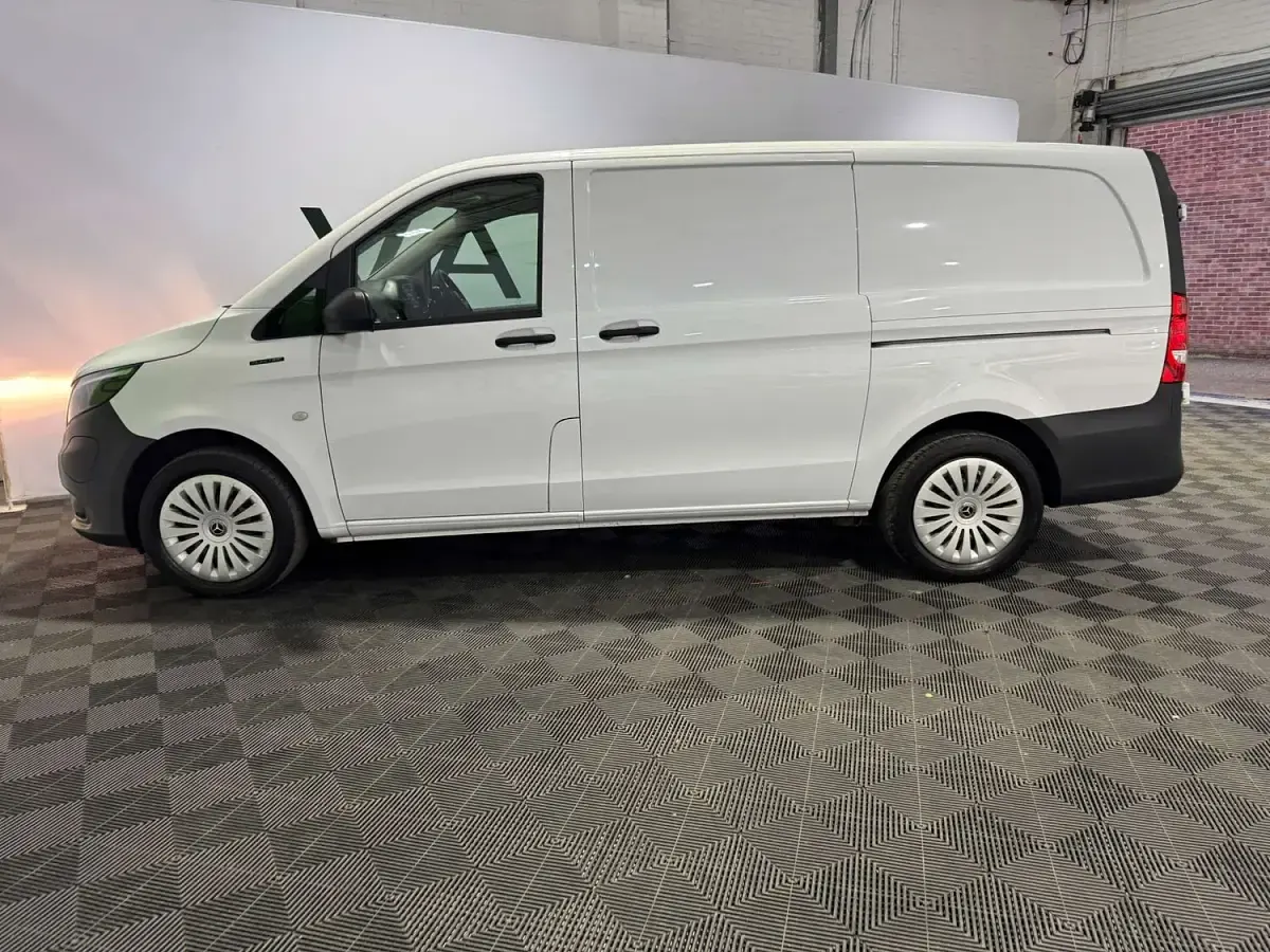 Used Mercedes e-Vito Progressive 85 kW (116 HP) 2024 White Van