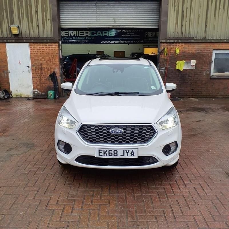 Used Ford Kuga Vignale 180 HP (132 kW) 2018 White SUV
