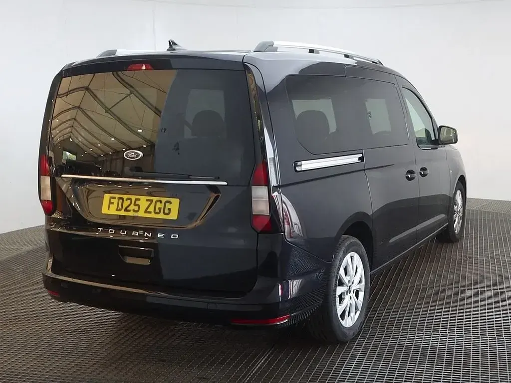 Used Ford Tourneo Connect Titanium 122 HP (89 kW) 2025 Black MPV