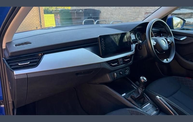 Used Skoda Kamiq SE Drive 110 HP (80 kW) 2023 Blue SUV