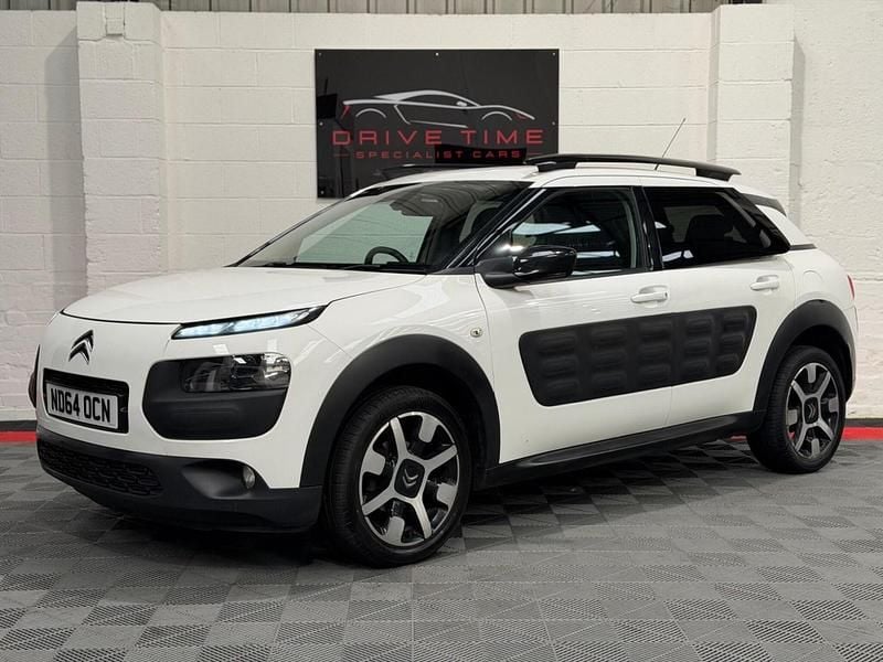 Used Citroën C4 Cactus Flair 2015 White Hatchback