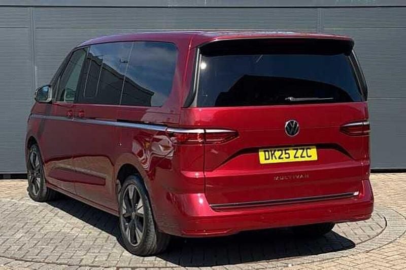 Used VW Multivan Style 150 HP (110 kW) 2025 Red MPV