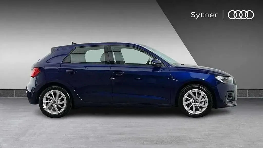 Used Audi A1 Sport 113 HP (83 kW) 2026 Blue SUV