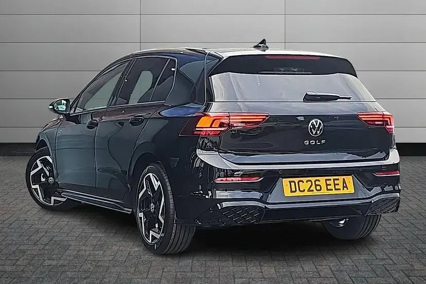 New VW Golf VIII R-line 148 HP (108 kW) 2026 Grenadilla black Hatchback