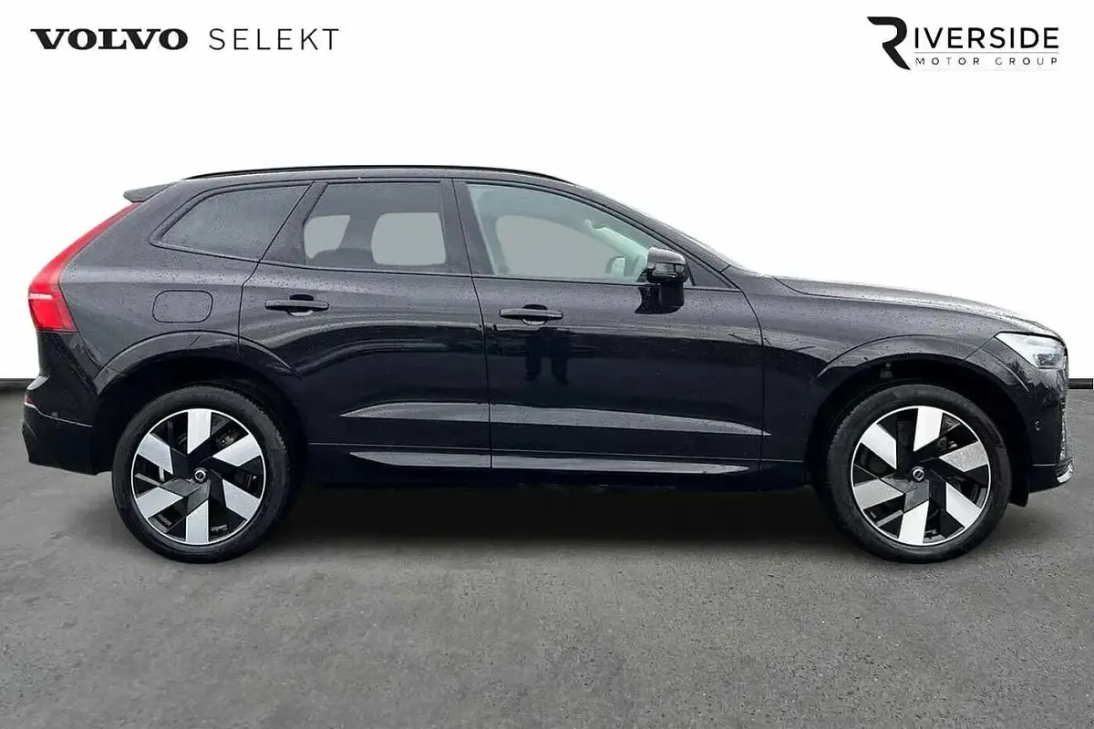 Used Volvo XC60 Ultra 455 HP (334 kW) 2025 Onyx black SUV